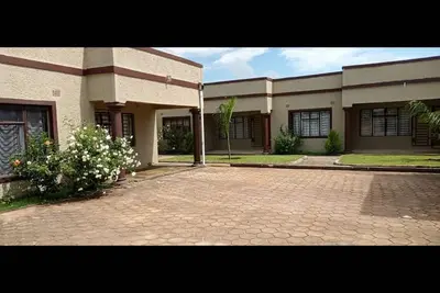 Image de Appartement entièrement meublé avec 3 chambres à Chililabombwe