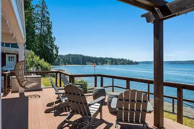 Image de Sunset Shores: Waterfront Cottage on Vashon Island