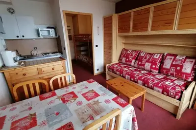Image de Studio fonctionnel près des pistes avec kitchenette et parking