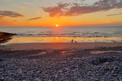 Appartement  très lumineux avec une vue splendide, à 5mn de la plage et falaises