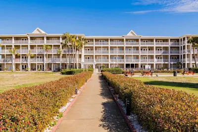 Image de Grand Caribbean West by Southern Vacation Rentals