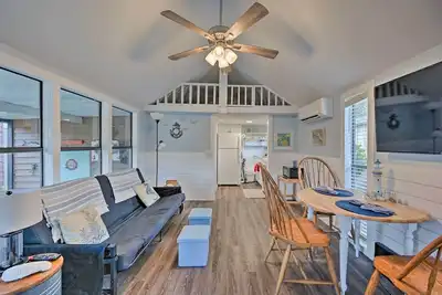Image de Everglades City Cabin: Dock & Heated Pool!