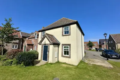 Image de Stunning Coastal Cottage - Sleeping 9 in 4 Bedrooms - Pool and Beach Access Included.