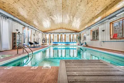 Image de Indoor Pool, Hot Tub, Private 86 acre Retreat and Event Space