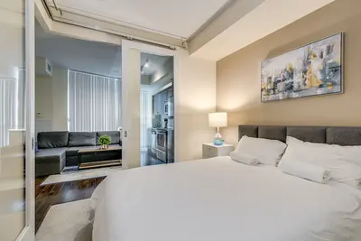 Image de *Stunning Dt Waterfront Suite- Welcome Long Stay