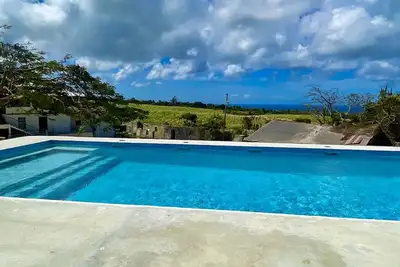 Image de One bed apartment with expansive ocean view