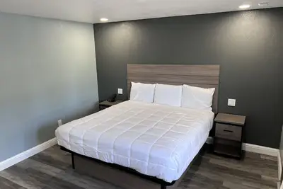 Image de 2 Room Suite - Indoor Pool and Spa - Walk to the Boardwalk