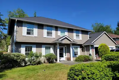 Image de House with Creek