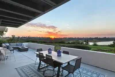 Image de Casa Vista - Amazing views, hot tub and patio.