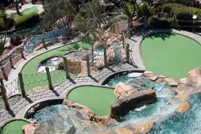 Image de Great Relaxing Overnight Stay in Knights Inn Traverse City! Free Parking, Pool