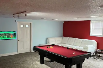 Image de *** Newly Remodeled Mini Mansion