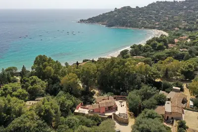 Image de Lovely Five Bedroom Villa Steps from Beach with Hot Tub!