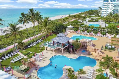 Image de Hotel Amenities ⭐️⭐️⭐️⭐️⭐️🏝🏖Full condo directly on the Beach w Gym, Steam and Sauna