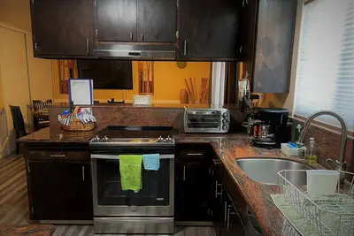 Image de Centrally Located 4br 2ba Apt in Alameda