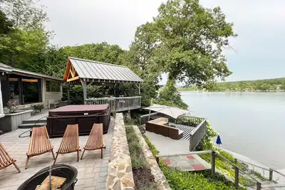 Image de Lakefront home on Greenwood Lake