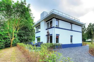 Image de Bungalow with 5 bedrooms and a terrace