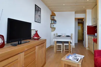Image de Studio rénové au pied des pistes avec balcon et animaux admis