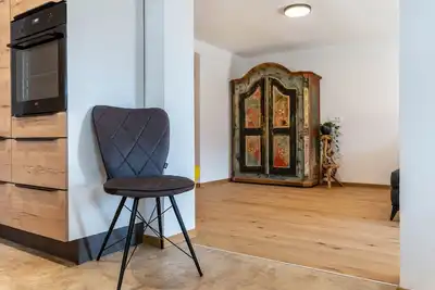 Image de Appartement 'Sparberhof - Floriani' avec vue sur les montagnes, terrasse plein air et Wi-Fi.