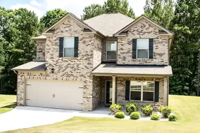 Image de Cheerful & Spacious 4bedroom home away from home!