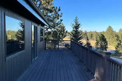 Image de Escape to Shady Pines: Perfect Black Hills Retreat for Adventure and Relaxation