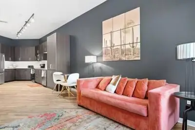 Image de Modern CozySuites Paradise under the palm trees! 15