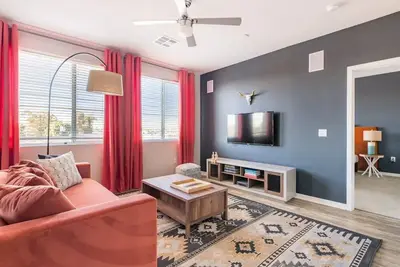 Modern CozySuites - paradise under the palm trees! 20