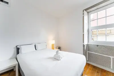 Image de GuestReady - Modern Duplex, Neo-Classical Building