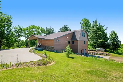Image de Stunning lodge with game room, balcony, central Ac & washer/dryer