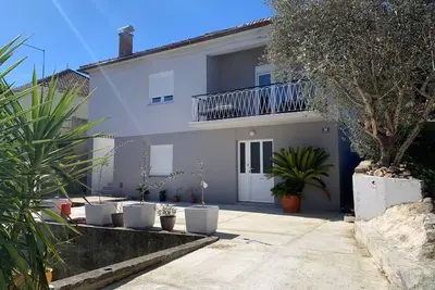 Image de Nouvelle maison dans un charmant village de pêcheurs à quelques pas de la mer