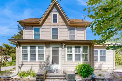 Image de Town of Ocean View home with Bbq & Ac - near beaches, parks, golf