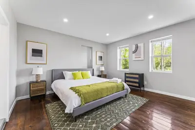 Image de Exclusive! Modern FarmHouseâť– + Pet-Friendly