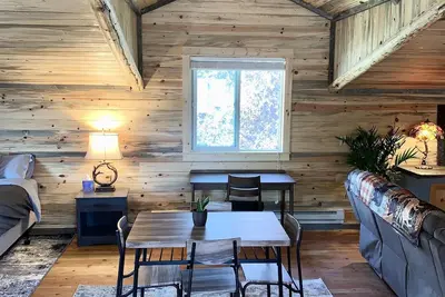 Image de Blue Pine Guesthouse Mt