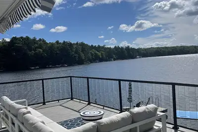 Image de Muskoka Lake -Over the water experience- Boathouse “Suite Muskoka”
