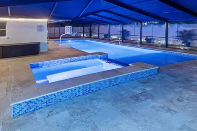 Image de Villa Kailāsa-Pool, 6 min drive to the Beach!