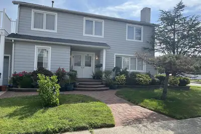 Image de Beautiful house on Bayside with four bedroom and pool