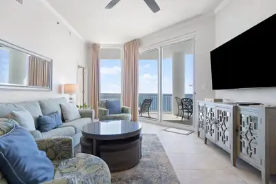 Image de Palacio 1804- Beautiful Gulf Views!