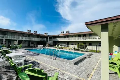 Image de Windward West 30 - Pool & 5 Minutes from the Beach