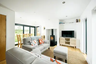Image de Minerva (Oi30), Silverlake, Dorset