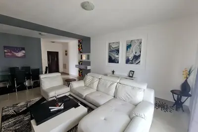 Image de Apartamento T5 - U