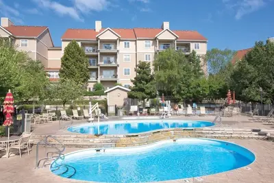 Image de Relaxing 2br King Suite at Wyndham Branson Meadows