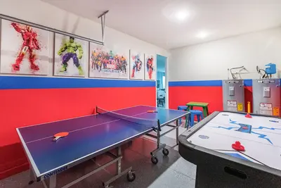 Game Room/Themed Br/Spa 22096
