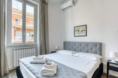 Image de Appio Latino Apartment near Metro A by Rhr