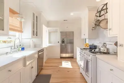 Image de The Crown Jewel of Luxury Beach Cottages