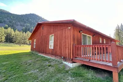 Image de Aiym Camp Riverfront Family Cabin-Alamosa Canyon, Co!