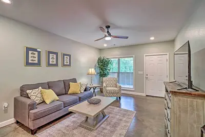 Image de Dtwn Bull Shoals Condo: 1 Mi to Lake Access!