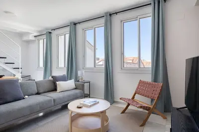 Image de Amazing Chueca 1br Penthouse with terrace, by Blueground