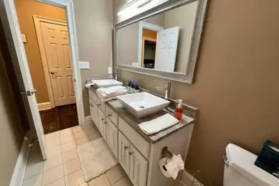 Image de Villa Encanto-Lakefront-Pool/Spa. Near Atlanta