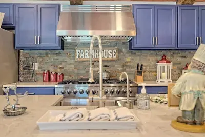 Image de Red Door Retreat House On Lake Chatuge