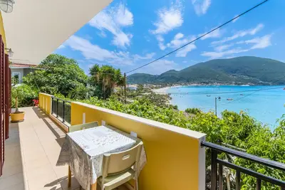 Image de Pet-Friendly Appartement Villa Captain Fotis 2 avec vue sur la mer et balcon