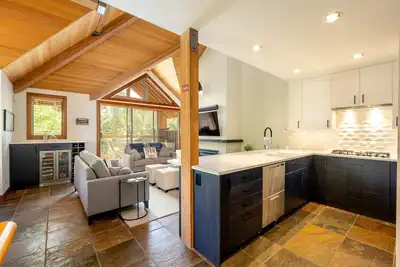Image de Deluxe 4 Bedroom With Private Hot Tub And Great Mountain Views